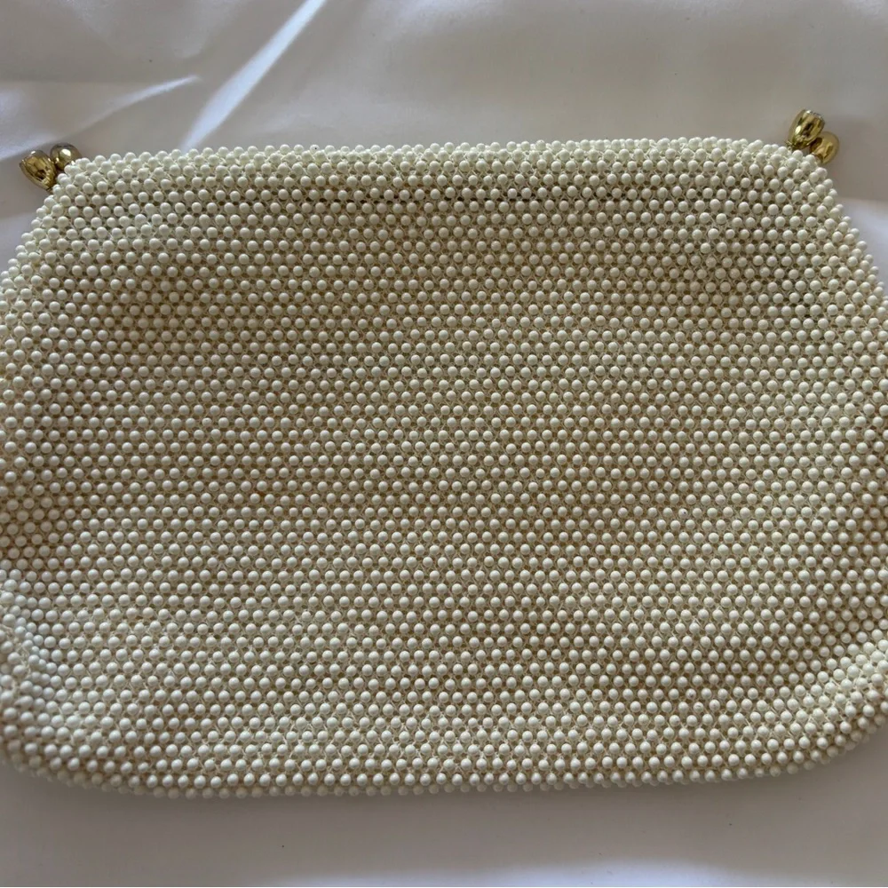 Vintage Lemured Petite Cream Clutch Beaded Bag And Mirror Purse‎